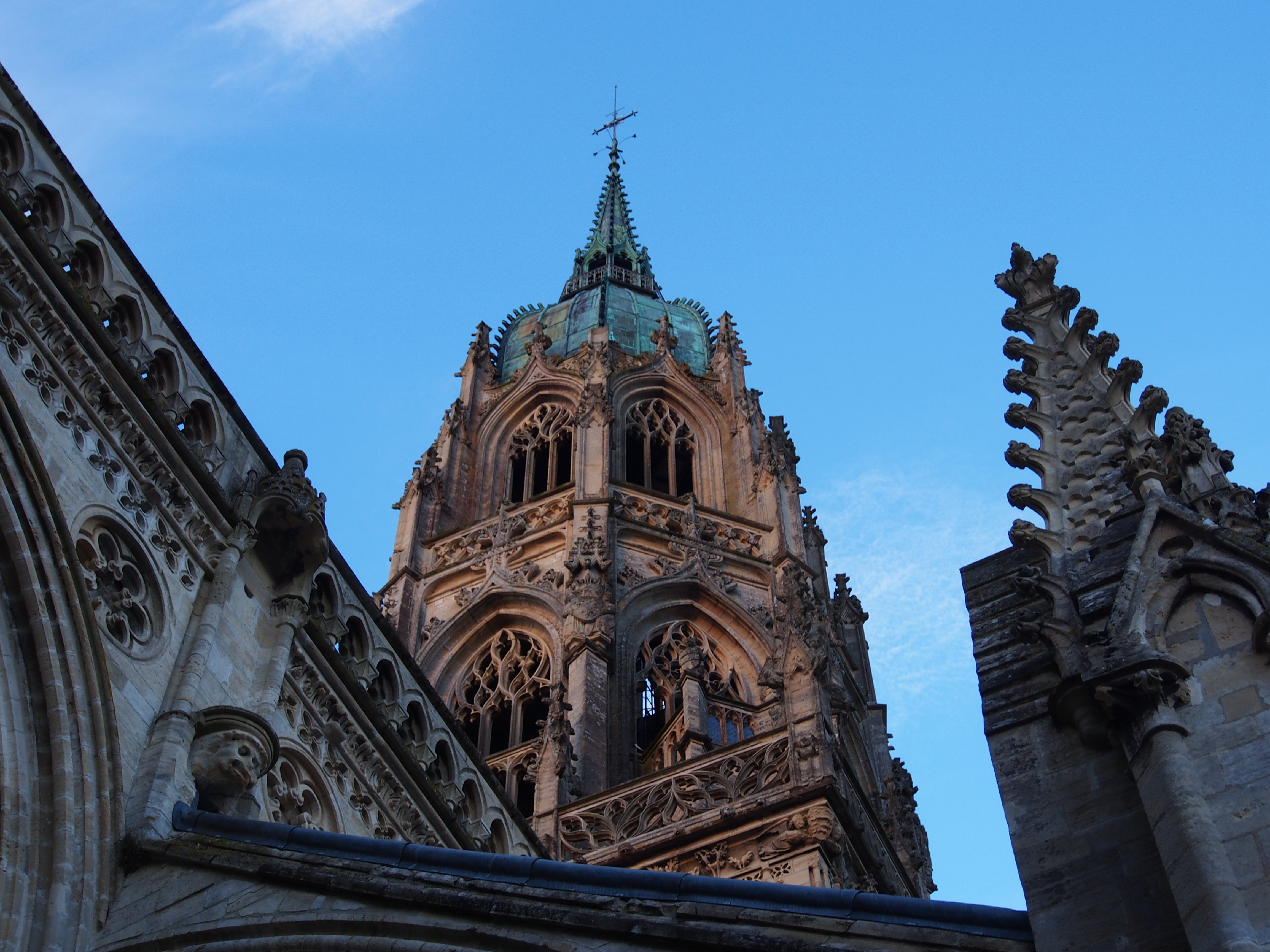 Cathedrale-bayeux-calvados